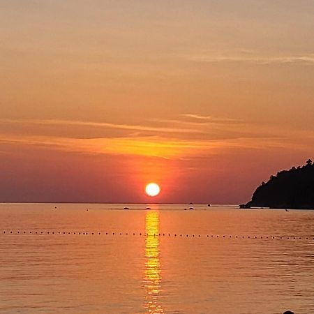 Charming Lipe Beach Resort Exterior foto
