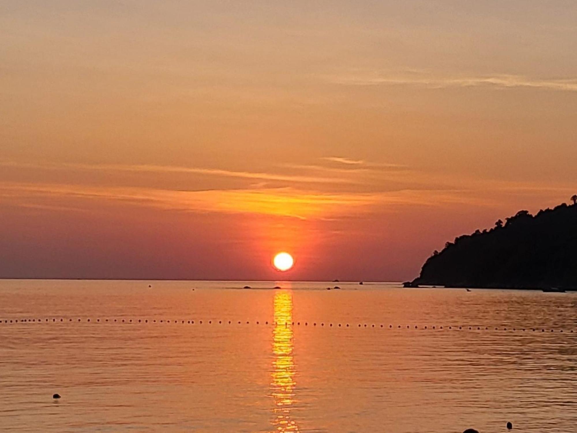 Charming Lipe Beach Resort Exterior foto